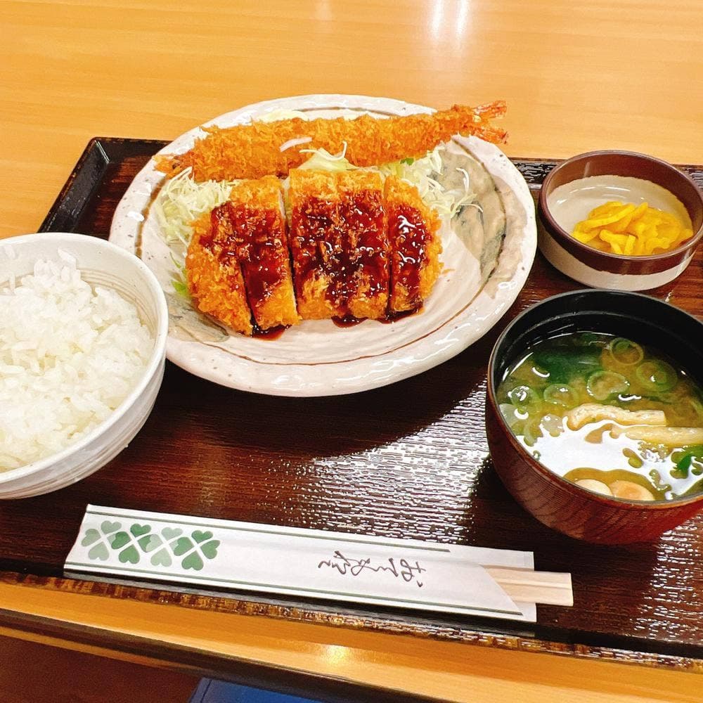 伊吹PA下り キッチン伊吹