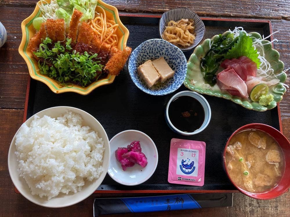 水上レストラン青柳