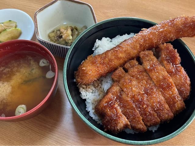 ソースかつ丼 我山 - サブ画像1