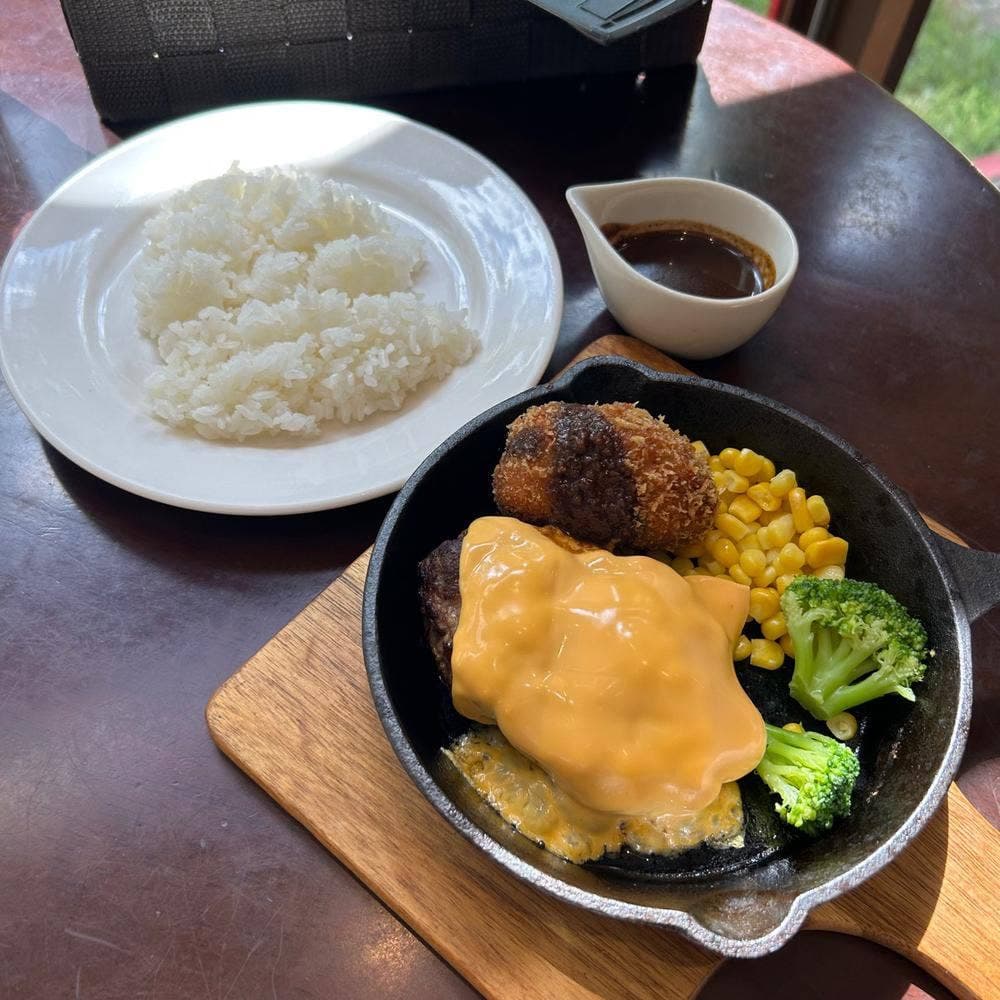 アトゥーリオ・カフェ