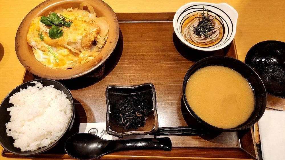 出汁と信州ごはん 佐久屋本店