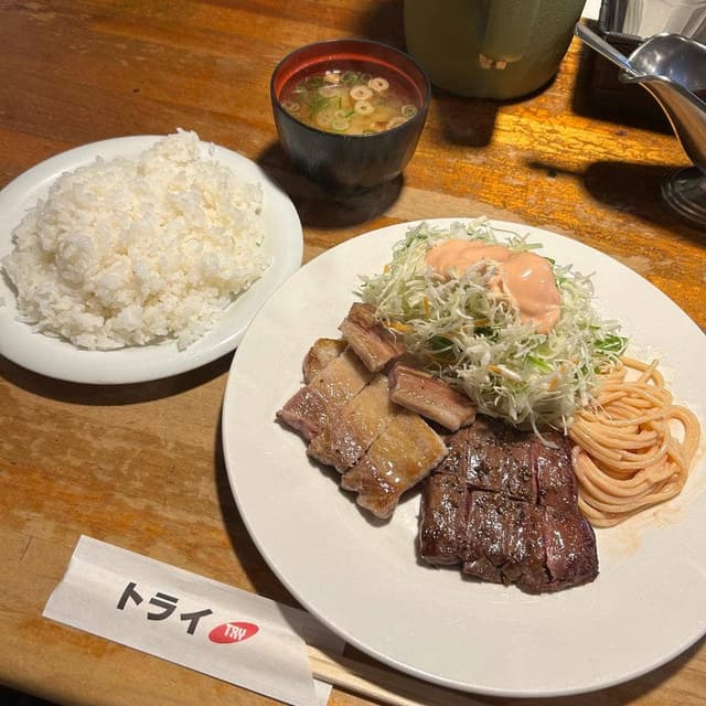 ステーキハウス トライ 肥後橋店 - サブ画像1
