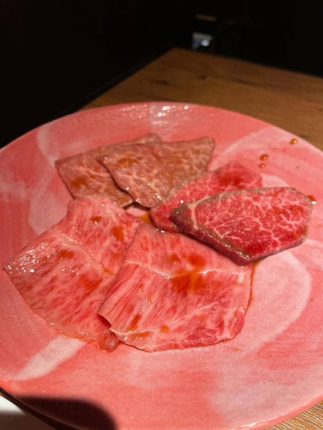 和牛とタン 焼肉とみ 新橋本店 - サブ画像3