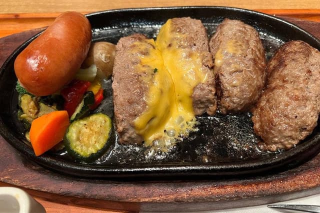 いしがまやハンバーグ さいたま新都心店 - サブ画像2