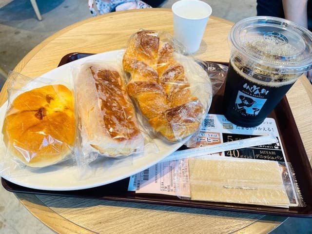 CAFE&BAKERY MIYABI オランダヒルズ店 - サブ画像3