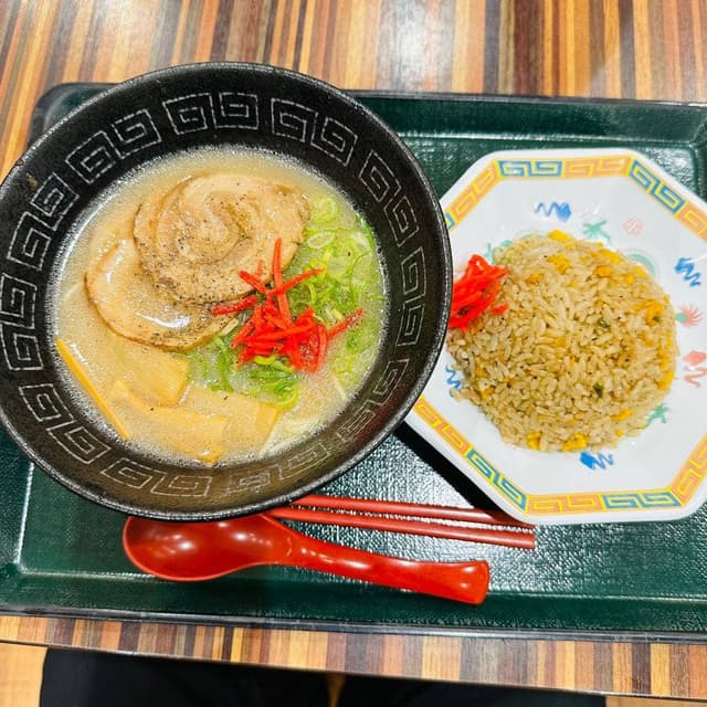 土山サービスエリア スナックコーナー - サブ画像1