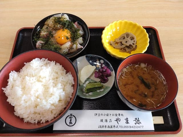てまきずしと磯料理 駿陽荘 やま弥 - サブ画像1