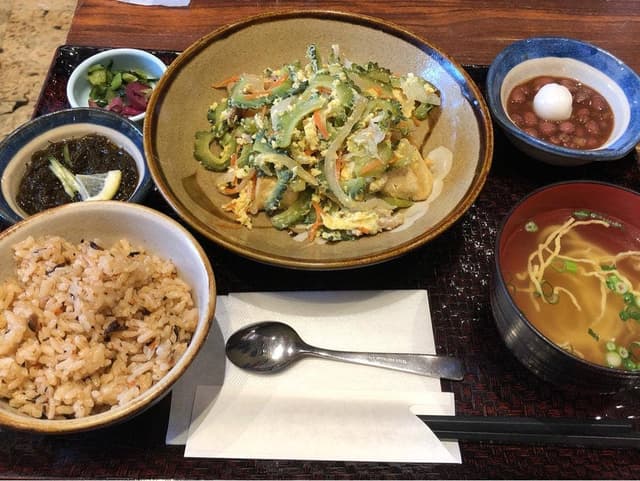 泡盛と沖縄料理 龍泉 ラゾーナ川崎店 - サブ画像1