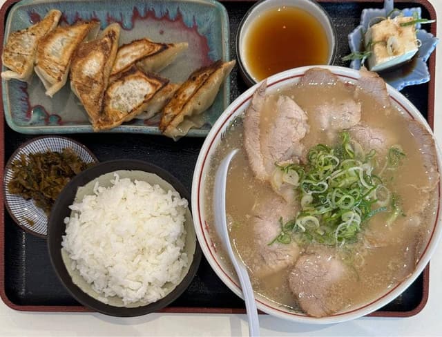 長浜ラーメン一龍亭 - サブ画像1