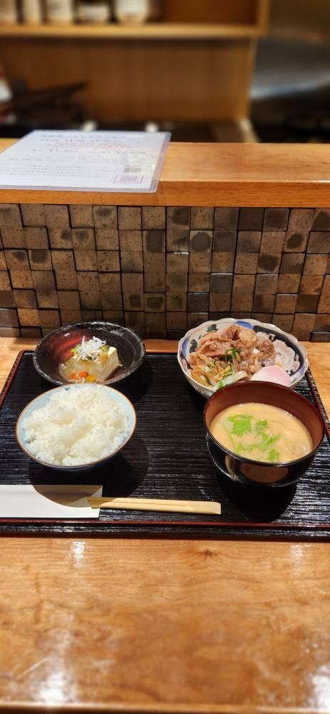 カジュアル肉割烹 北新地つきしろ - サブ画像3