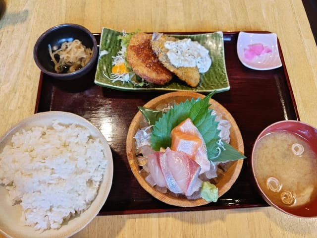 新大阪 海鮮食堂 おーうえすと - サブ画像2