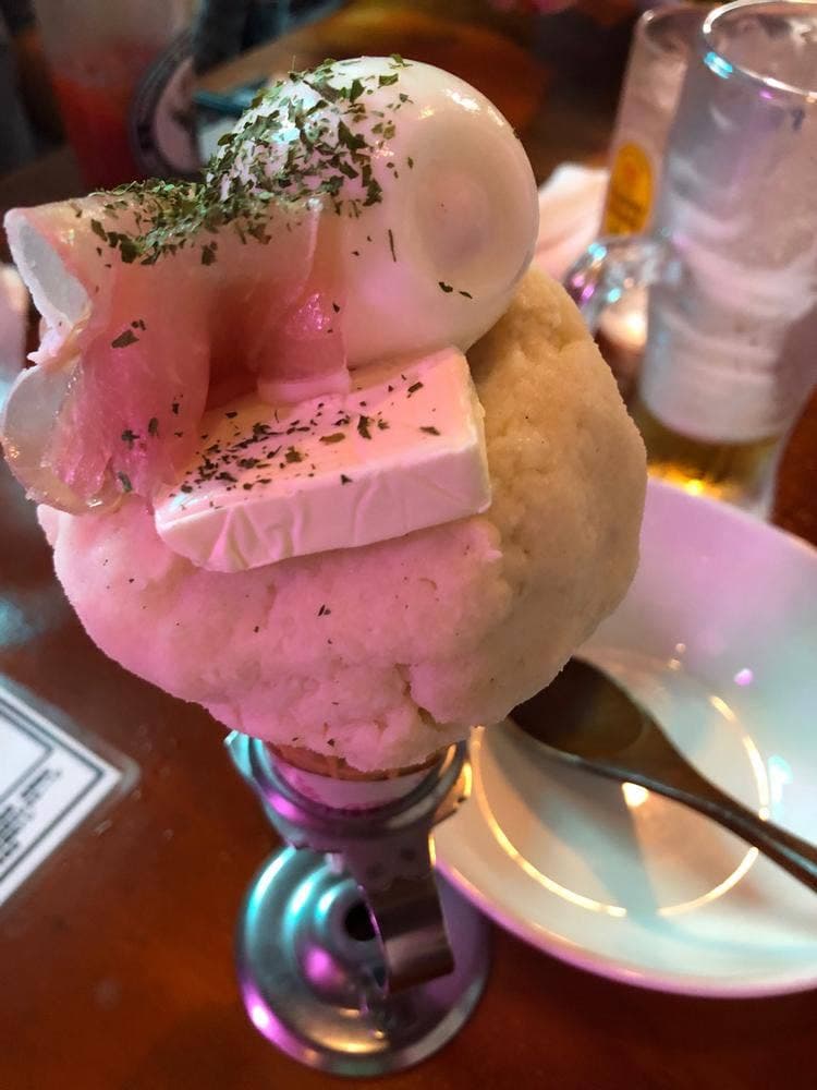 豚骨ネオ酒場 BABE