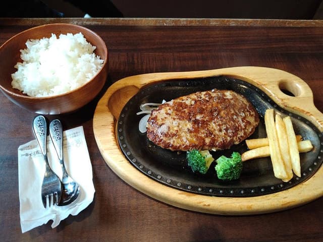 びっくりドンキー 瑞穂店 - サブ画像2