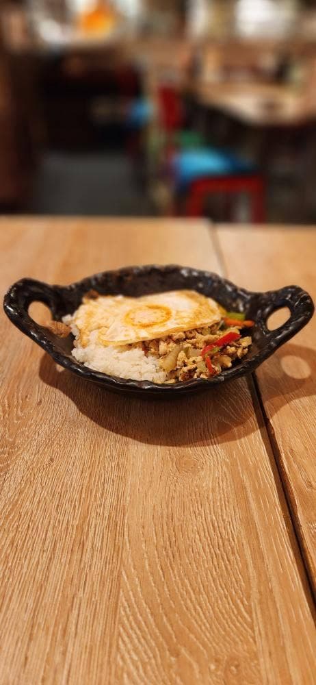 みんなのバル アジアン天国 西梅田店