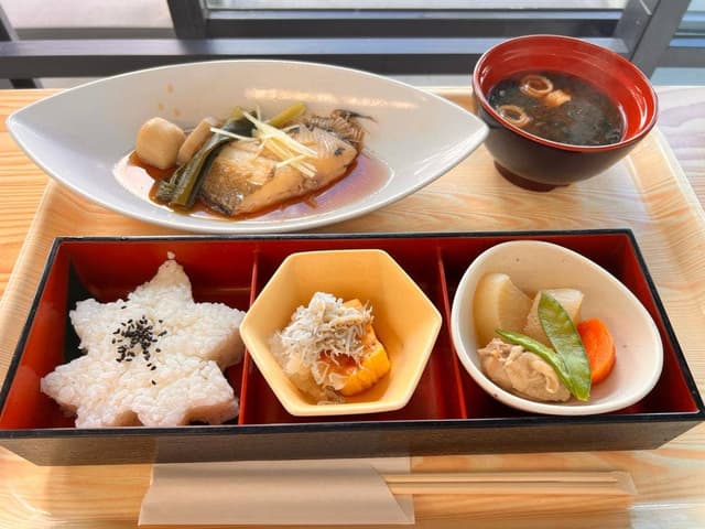 奈良県庁食堂 - サブ画像1