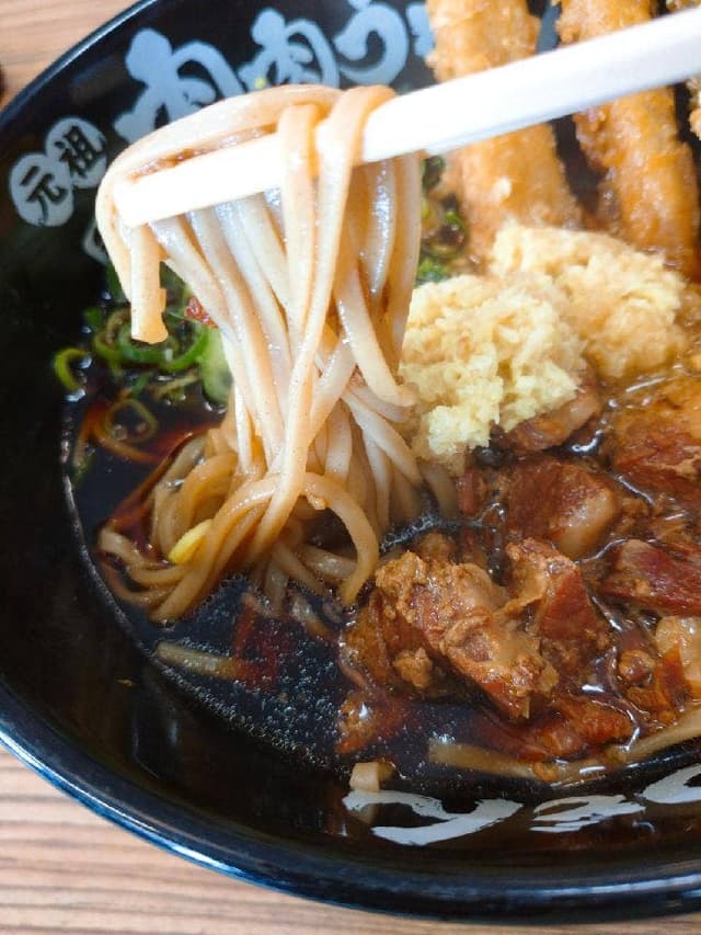 肉肉うどん 新宮店 - サブ画像3