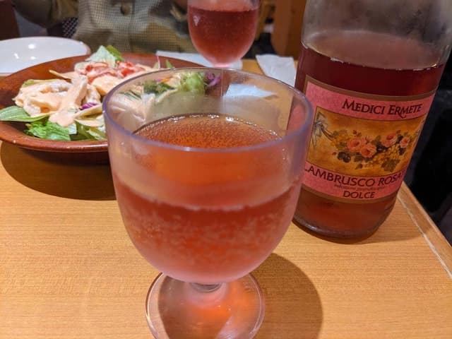 サイゼリヤ 渋谷東急ハンズ前店 - サブ画像1