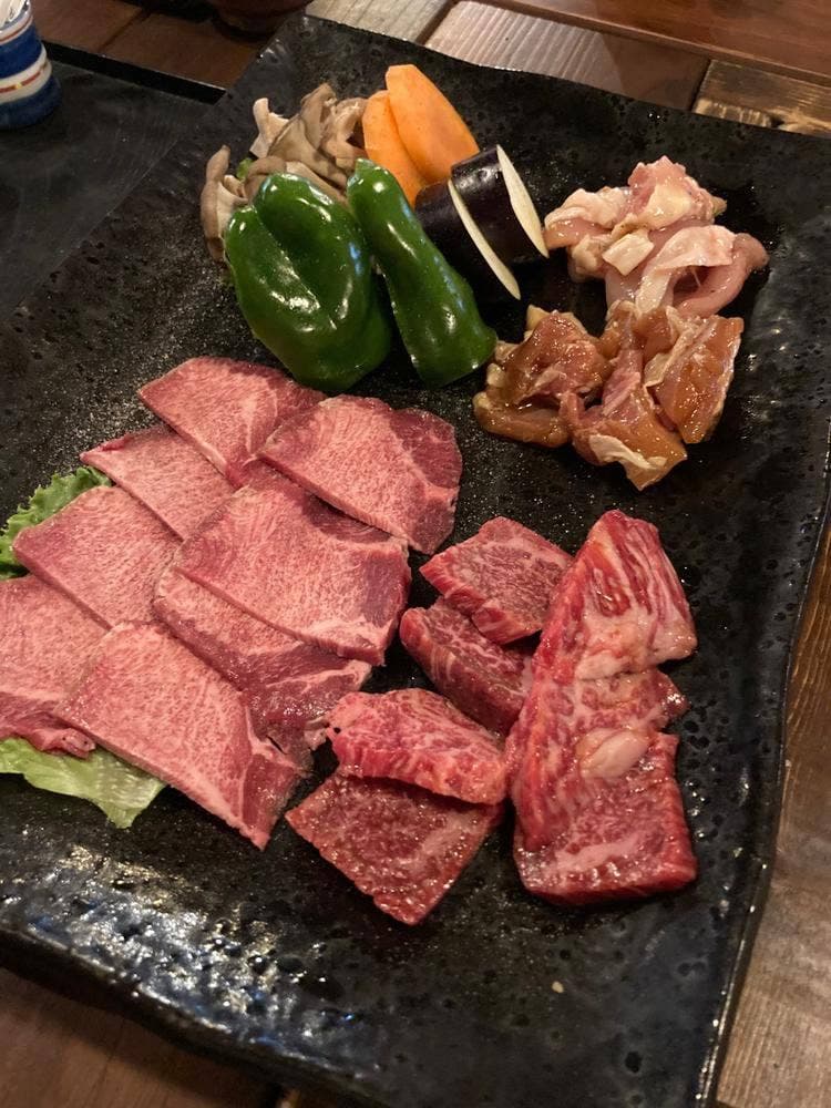 炭火焼いとしま