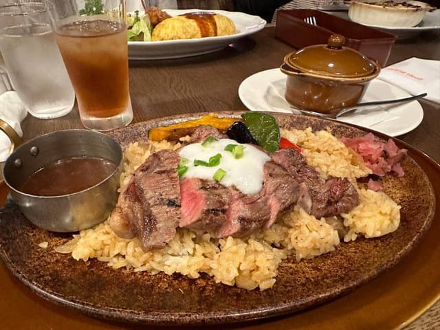 Royal Host 鎌倉山店 - サブ画像1