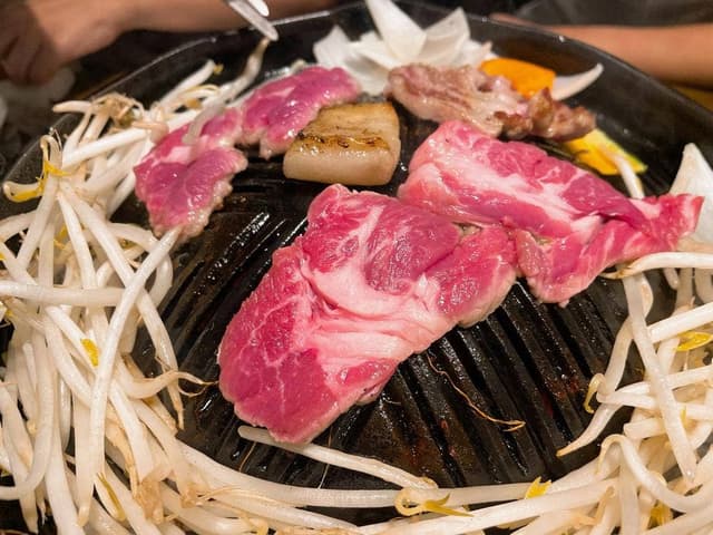 赤れんが・ジンギスカン倶楽部 - サブ画像1