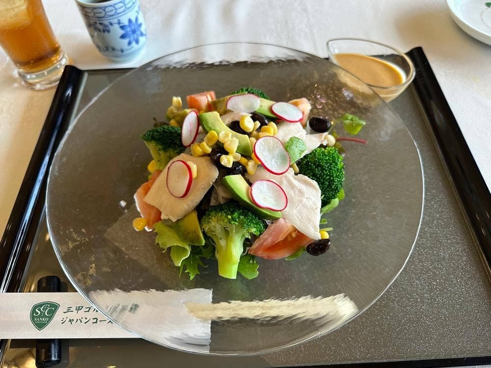 ジャパンメモリアルゴルフクラブ レストラン