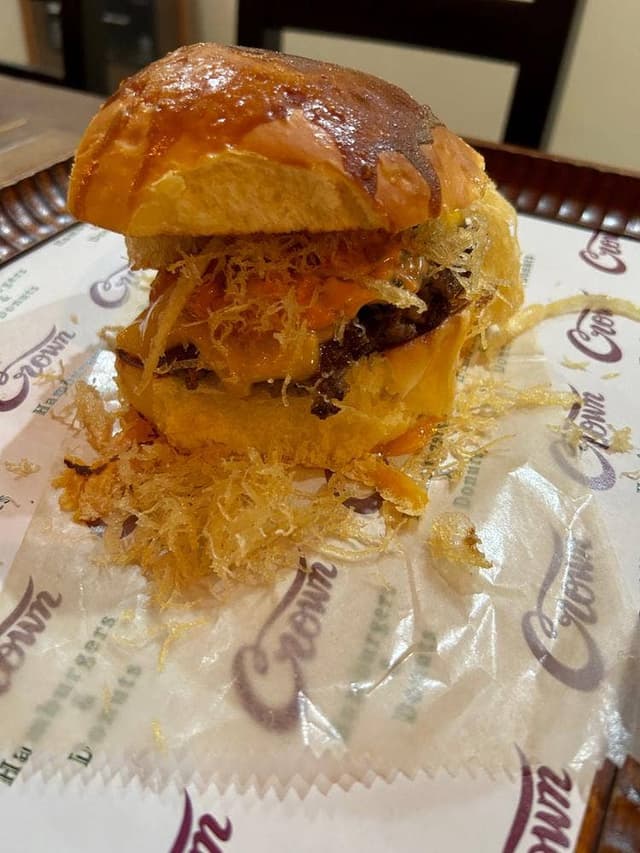 Crown Hamburgers&Donuts - サブ画像2