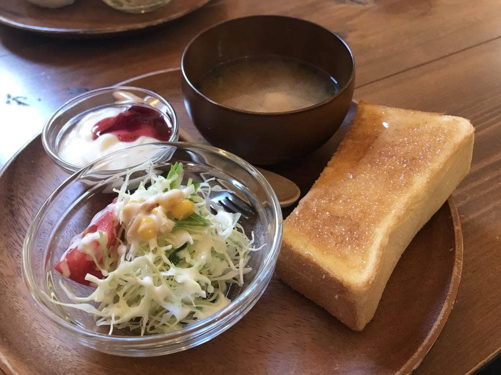 R’s cafe