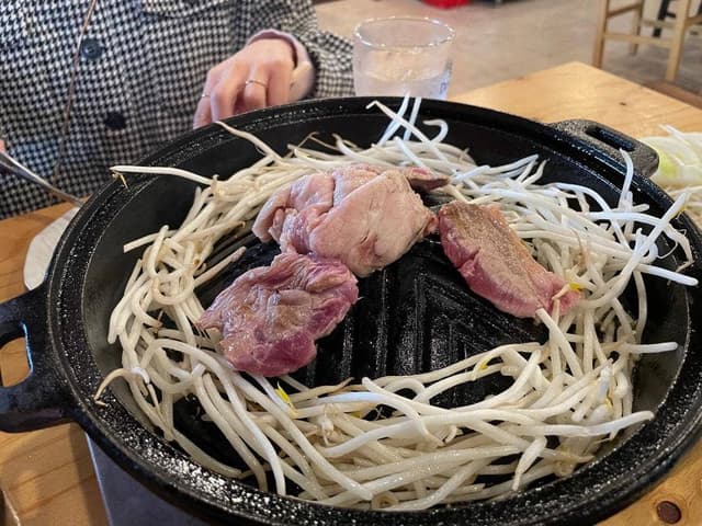 新・函館市場 戸田駅前店 - サブ画像1