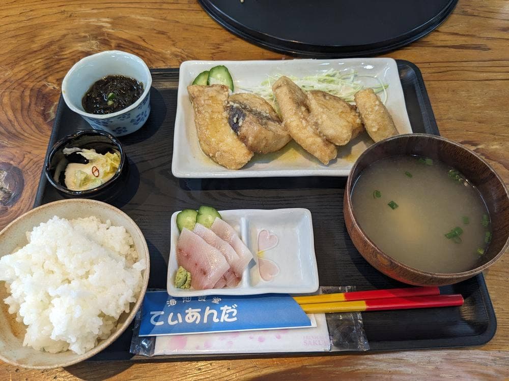 海畑食堂 てぃあんだ