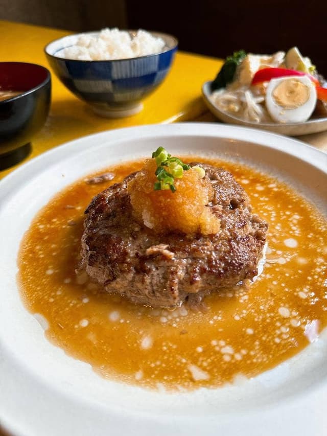 もつ鍋と焼酎のお店 とうか - サブ画像1