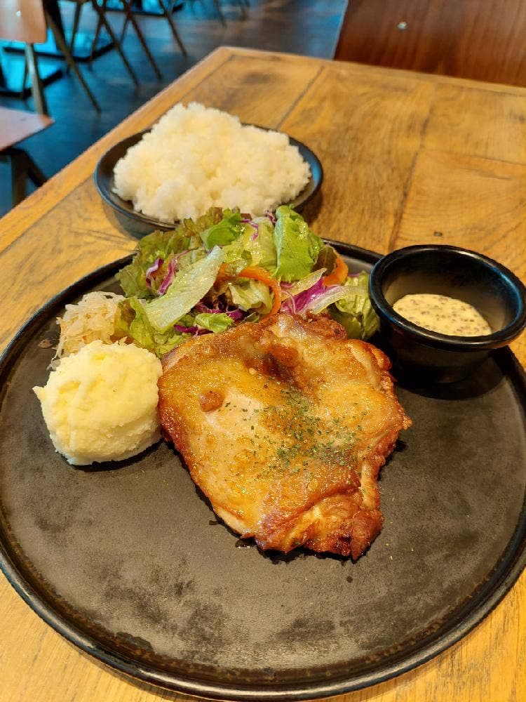 シュマッツ・ベーカリー&ビア 品川港南口