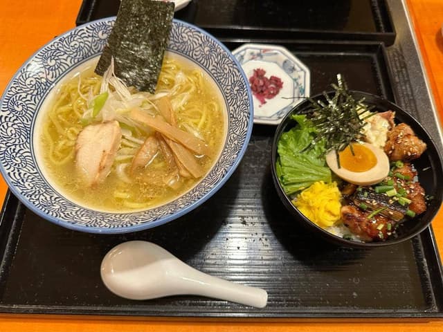 地鶏や立川ルミネ店 - サブ画像1