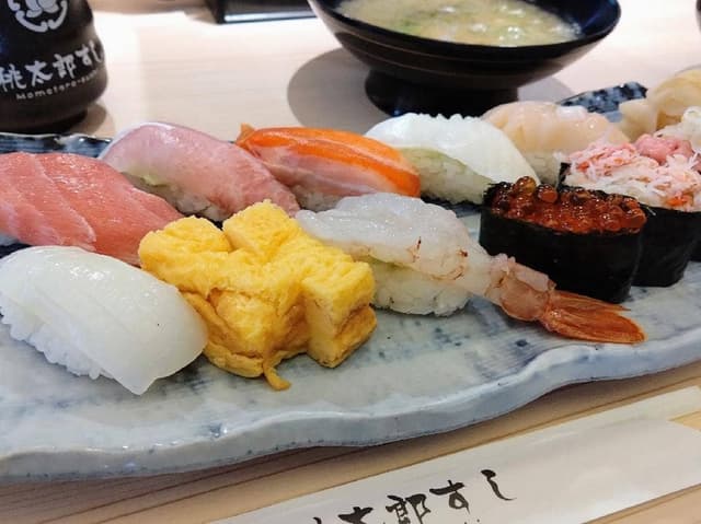 桃太郎すし 谷原店 - サブ画像1