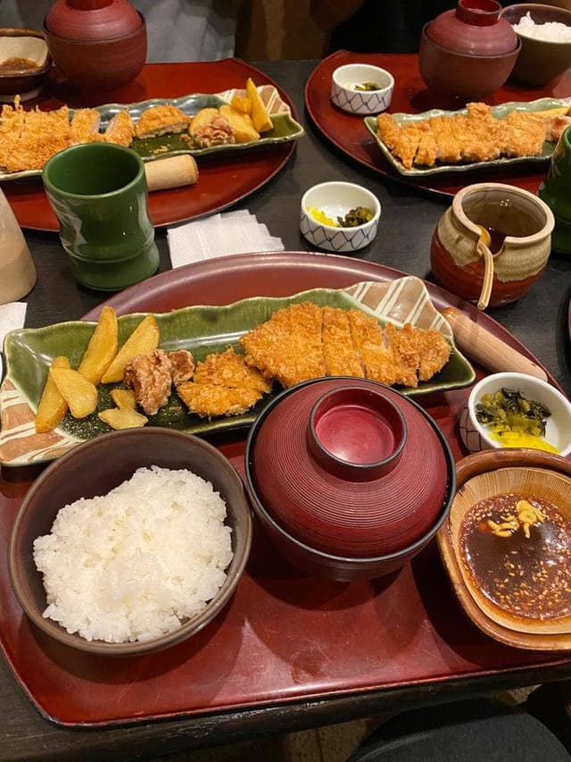 麺処・とんかつ京いぶき - サブ画像1