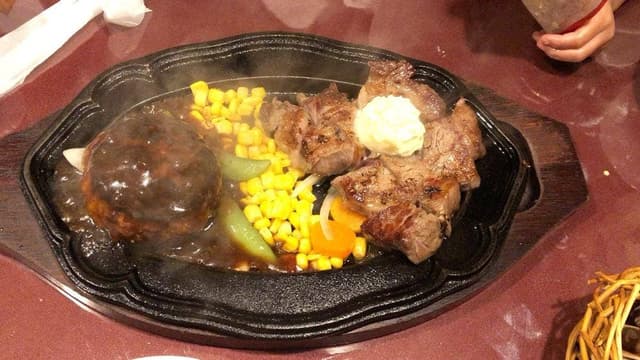 STEAK CLUB 18 天王町店 - サブ画像1