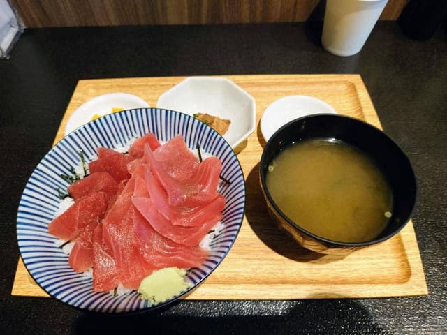 まぐろ丼や 恵み 1号店 - サブ画像2