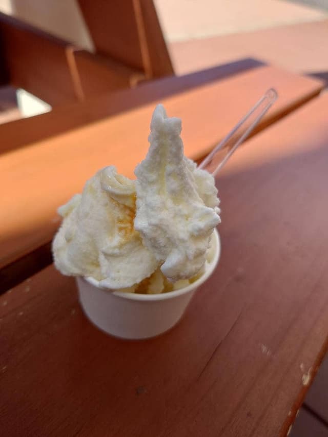 アイスショップ ウィンディーランド 道の駅ならは店 - サブ画像1