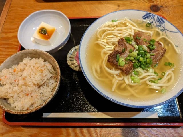 八重山そば みやら製麺 - サブ画像1