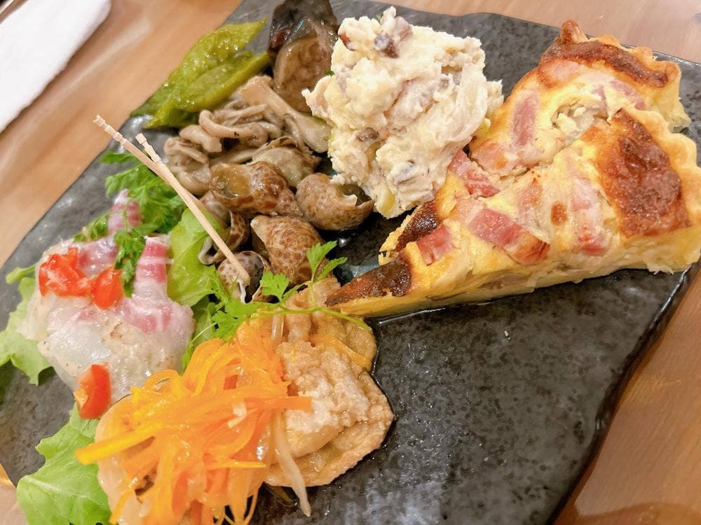 メーメのイタめし家