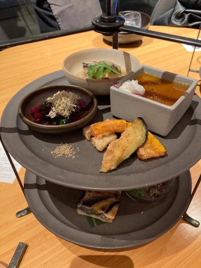 REVIVE KITCHEN THREE 東京ミッドタウン日比谷店 - サブ画像3