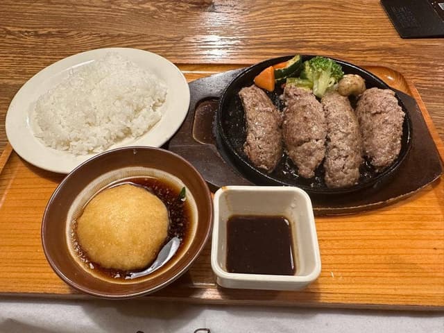 いしがまやハンバーグ 横浜ポルタ店 - サブ画像1
