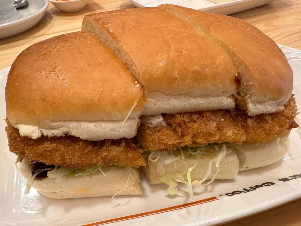 コメダ珈琲店 福岡春日惣利店
