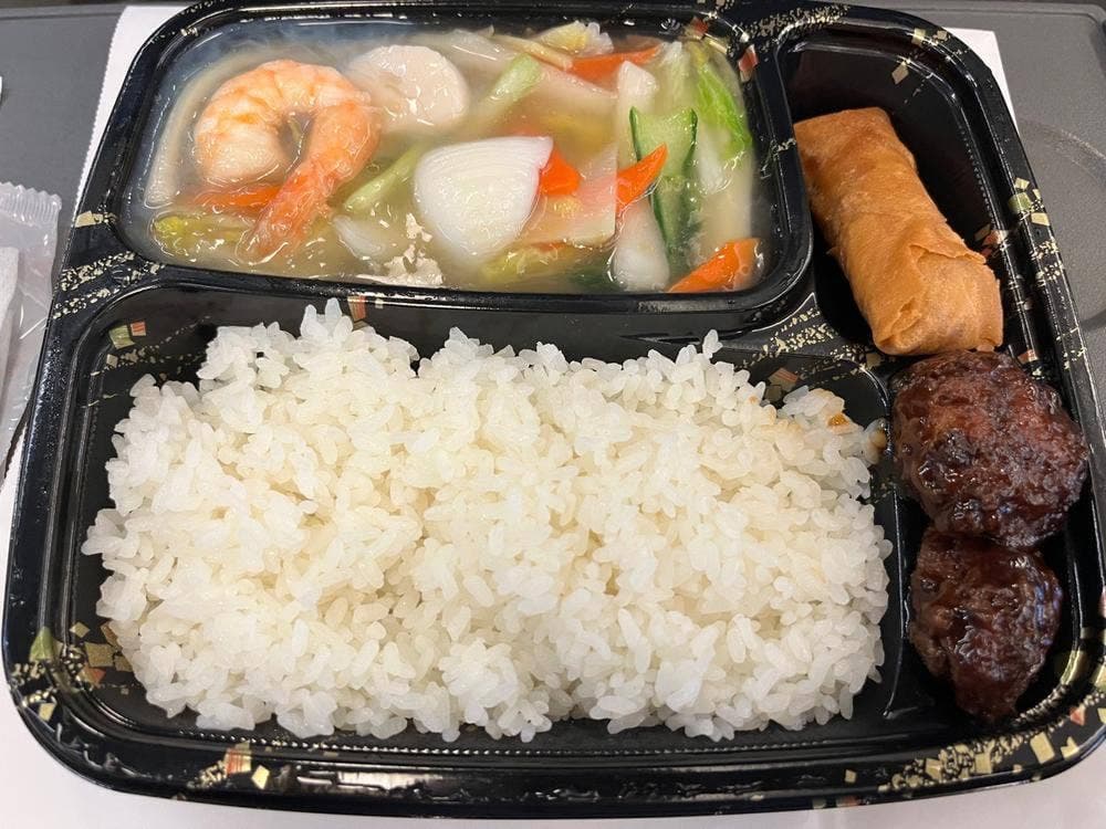 551蓬莱 梅田大丸店