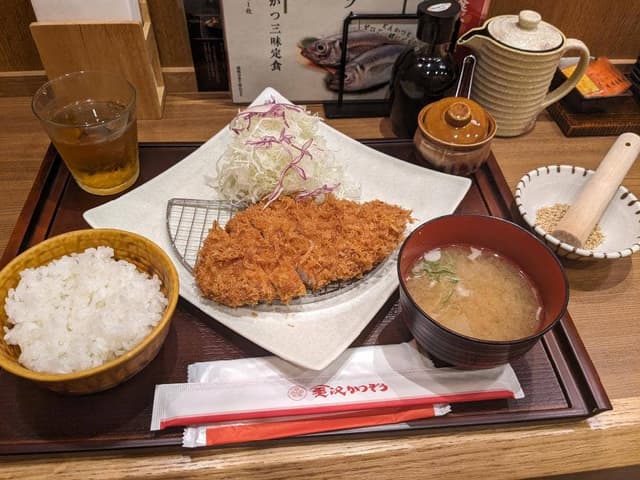 金沢かつぞう 金沢駅あんと店 - サブ画像1