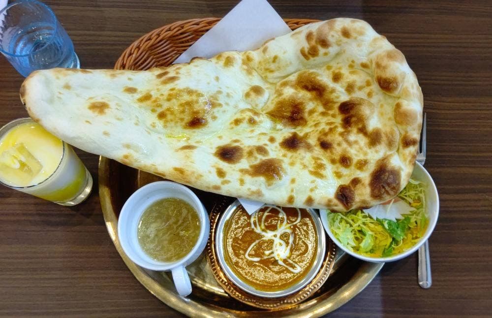 エベレストフード 姫原店