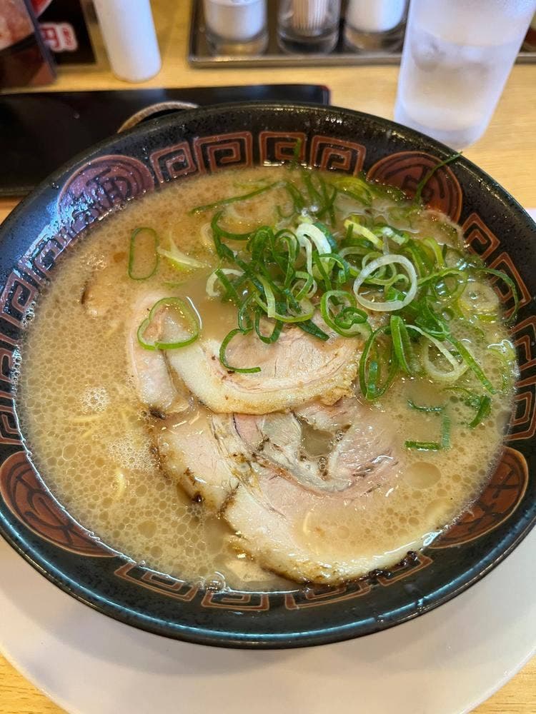 博多長浜らーめん 夢街道 四条大路店