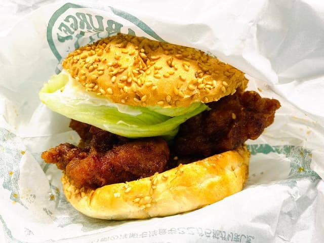 ラッキーピエロ ベイエリア本店 - サブ画像1