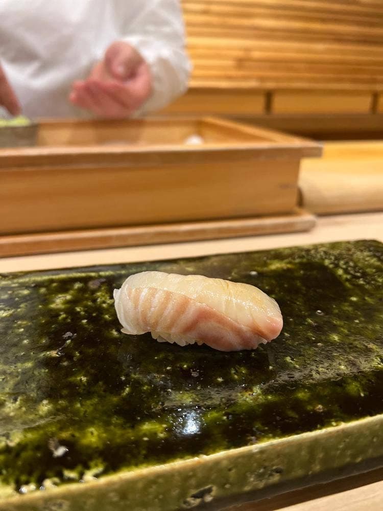 鮨 たな華