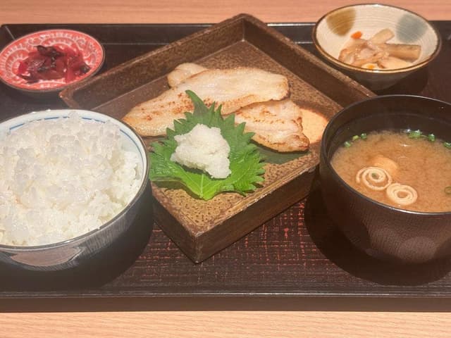 青庵 京町堀 莉玖 - サブ画像1