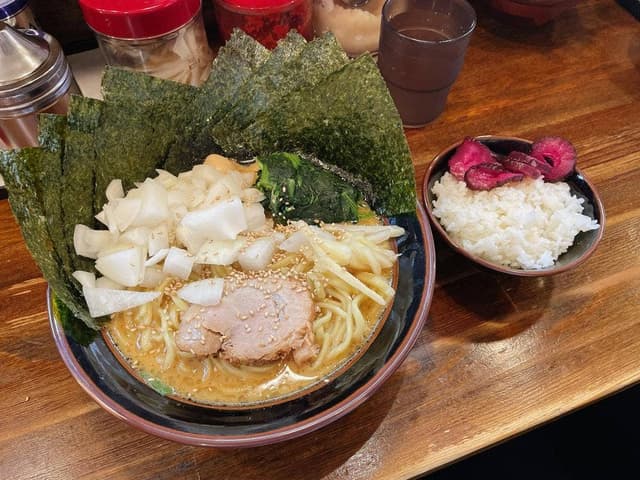 横浜家系ラーメン 明豊家 神田小川町店 - サブ画像2